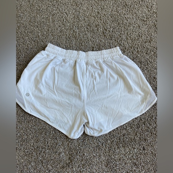 Lululemon shorts - Picture 3 of 4